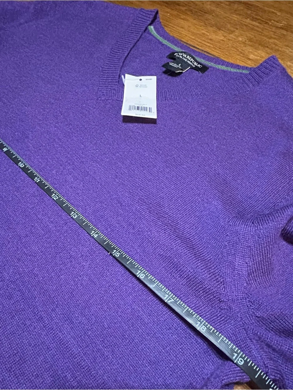 Banana Republic Men's V-Neck Merino Wool Sweater in Purple